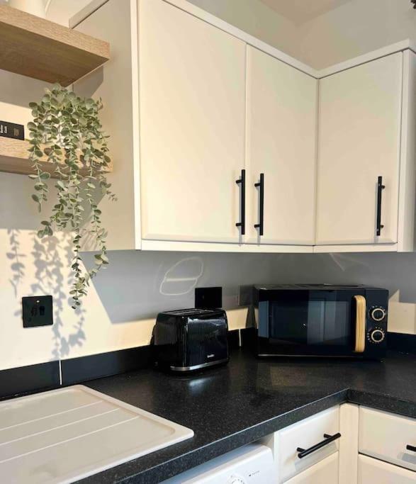 The Nook - Cosy Coastal Retreat Near Sandbanks Poole Exteriör bild