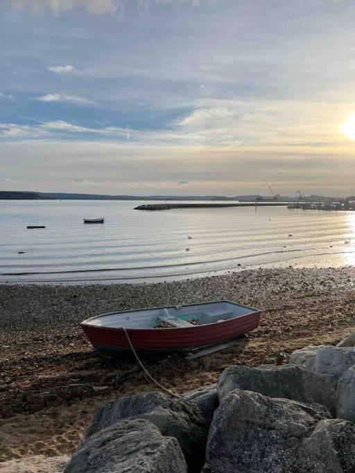 The Nook - Cosy Coastal Retreat Near Sandbanks Poole Exteriör bild
